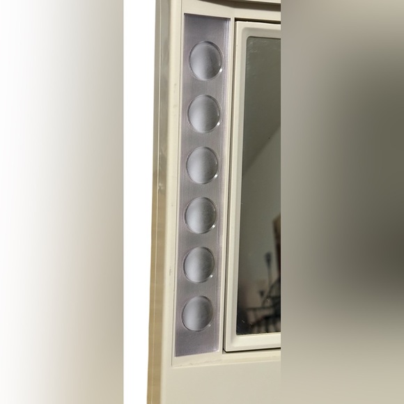 Vintage Clairol true to light lighted makeup mirror Model LM-7 works great! - Picture 5 of 8